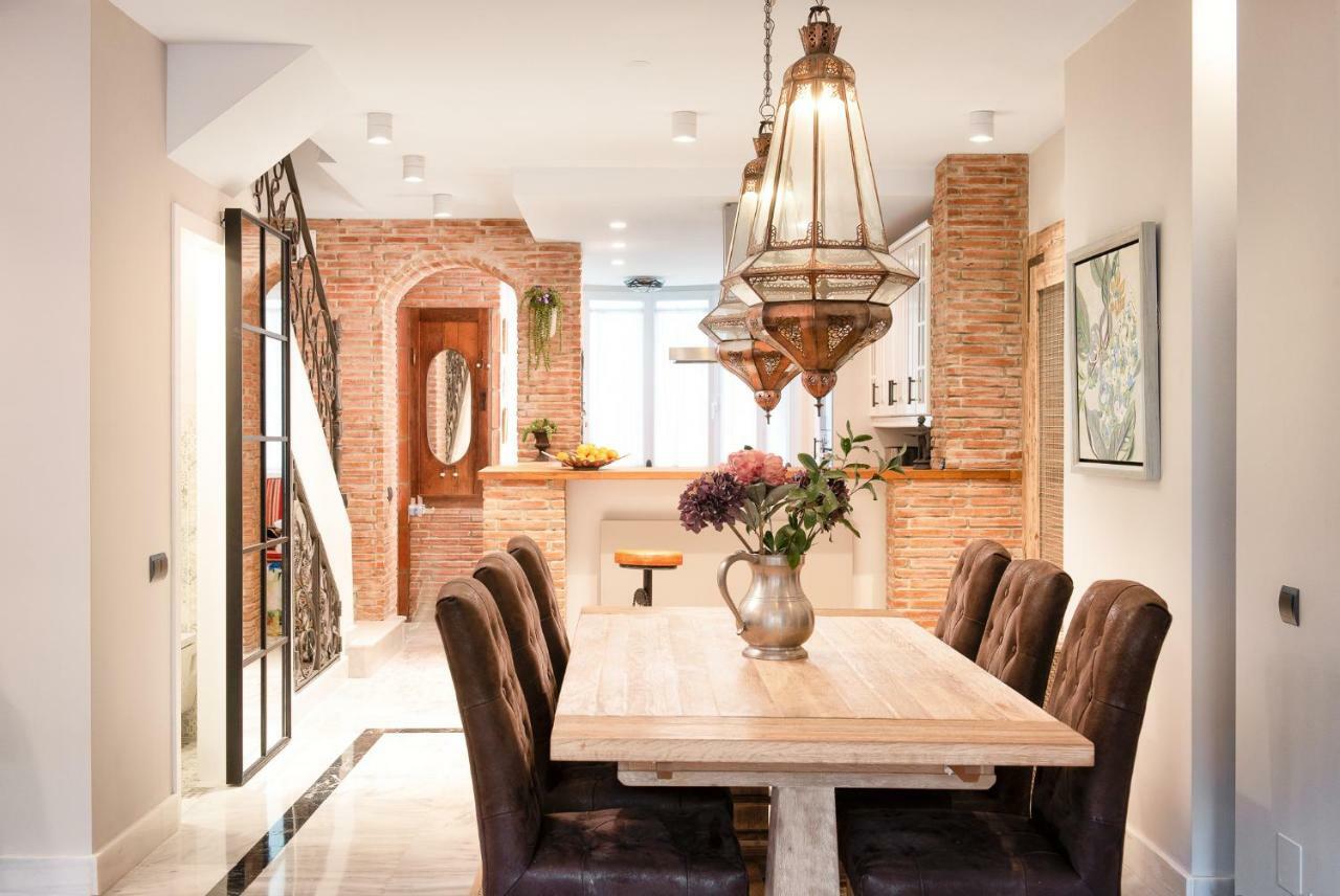 Marbella Center Beachfront With Private Patio Exterior photo